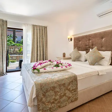 호텔 아타 라군 비치