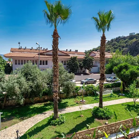 아타 라군 비치 올루데니스