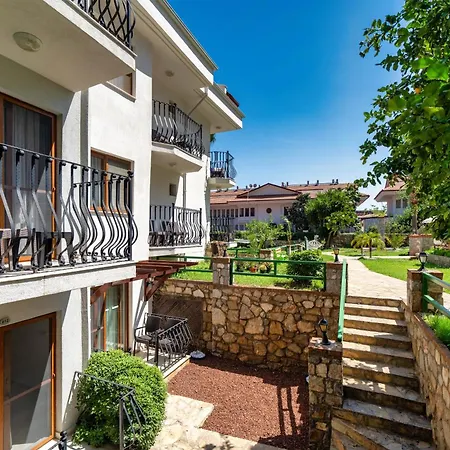 아타 라군 비치 올루데니스