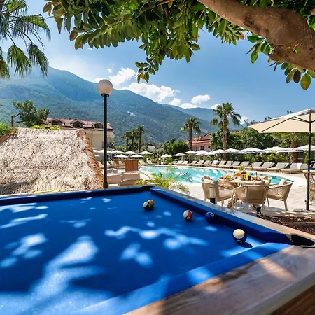 아타 라군 비치 3*