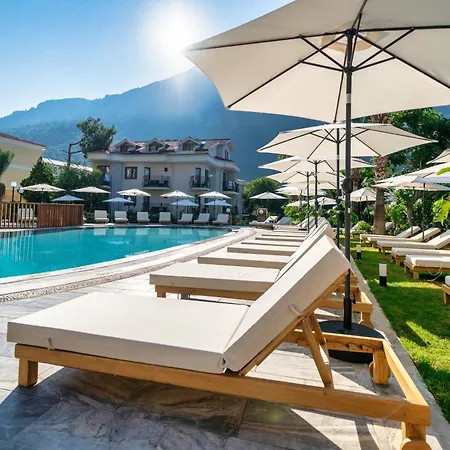 호텔 아타 라군 비치