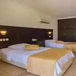 Ata Lagoon 3*