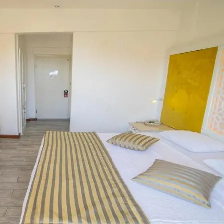 Ata Lagoon 3*