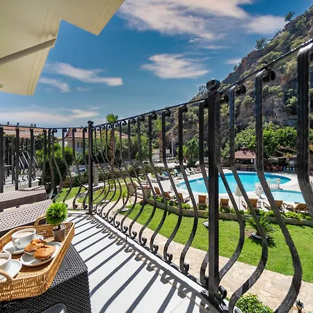 Ata Lagoon אולודניץ