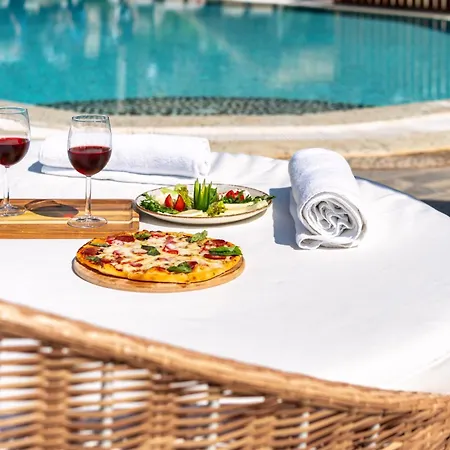 آتا لاغون بيتش 3*