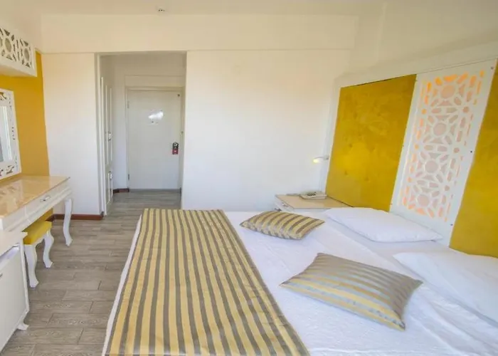Ata Lagoon 3*