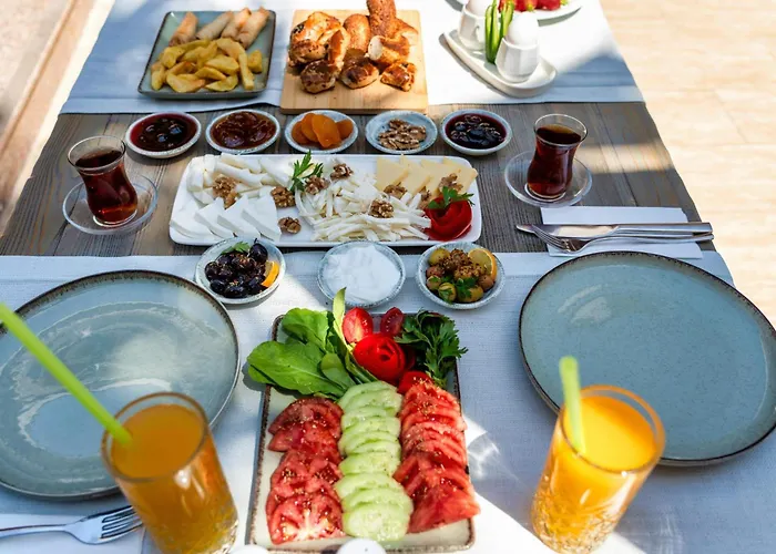 Hotel Ata Lagoon 3*