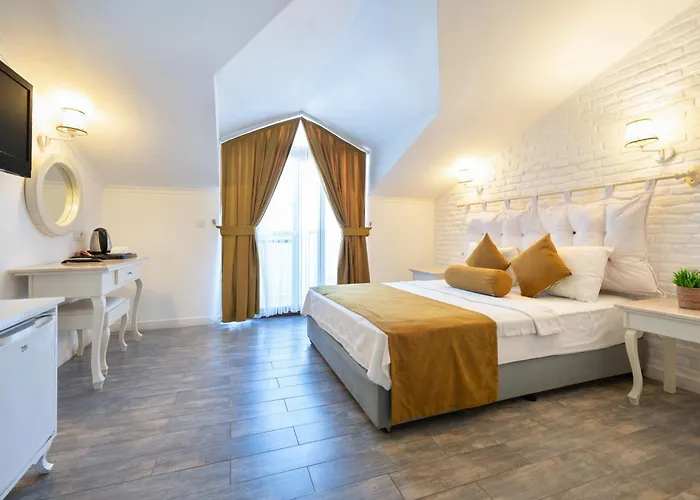 Ata Lagoon 3*