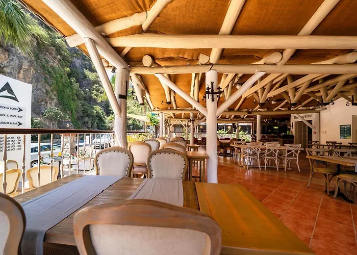 Ata Lagoon Hotel