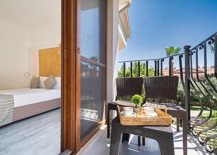 Ata Lagoon Hotel 3*