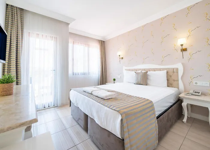 Hotel Ata Lagoon 3*
