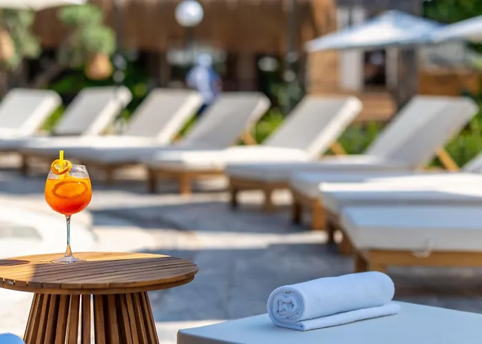 Ata Lagoon Hotel 3*