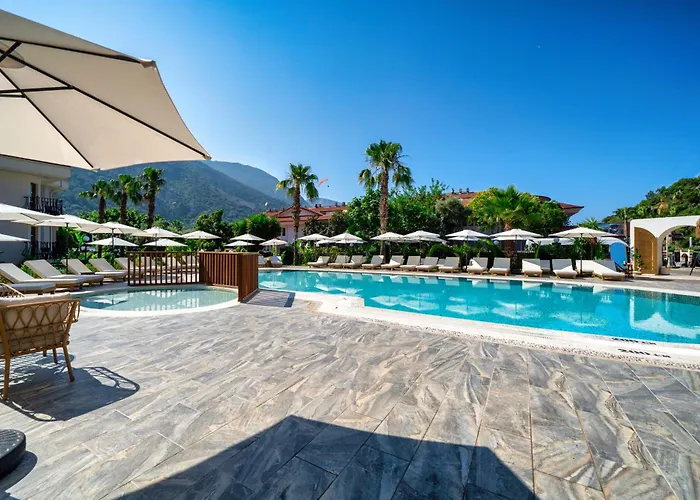 Hotel Ata Lagoon 3*