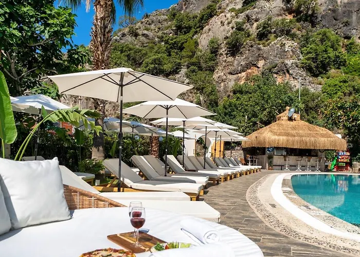 Ata Lagoon 3*
