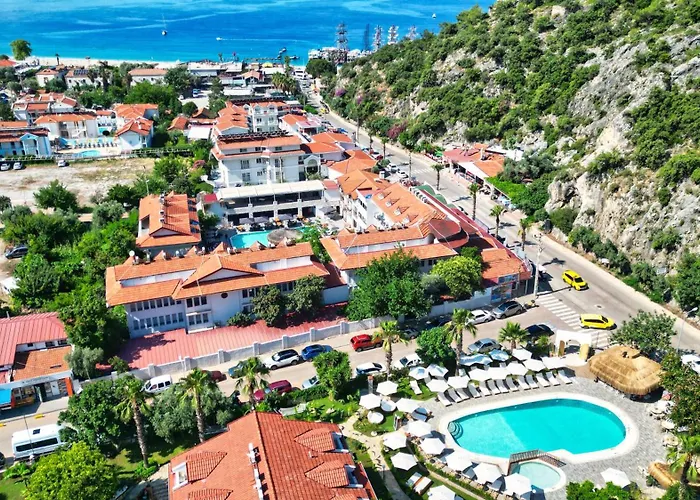 Ata Lagoon Hotel 3*