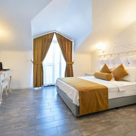 Ata Lagoon 3*