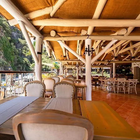 Ata Lagoon Hotell
